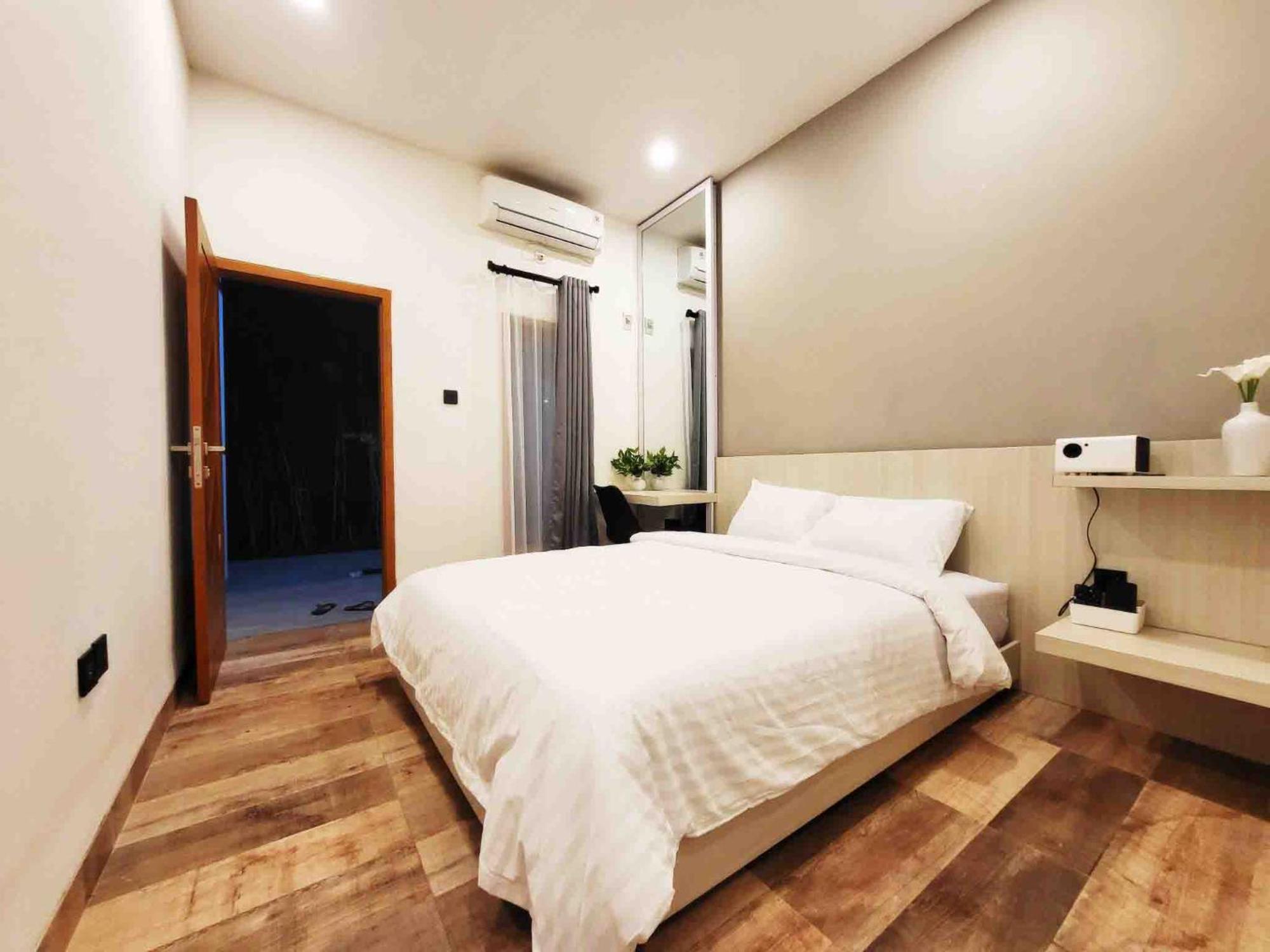 Cabin15 - Syariah Blitar Esterno foto